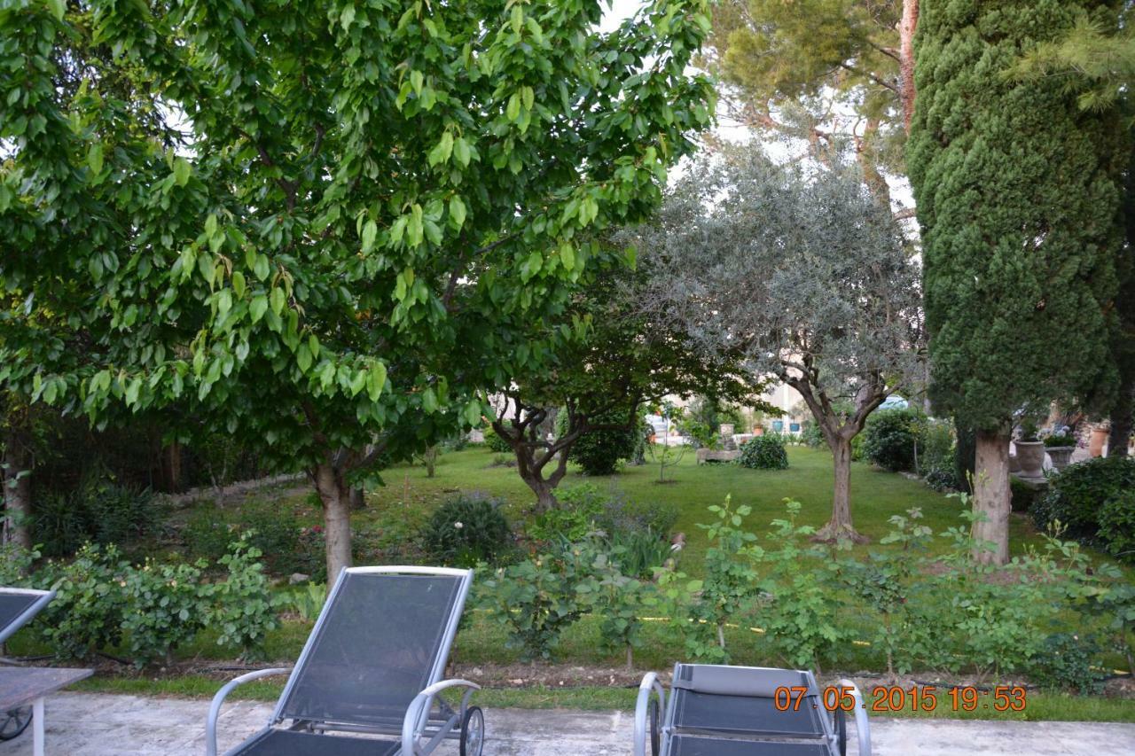 Mas Alpilles Soleil Apartment Saint-Rémy-de-Provence Екстериор снимка